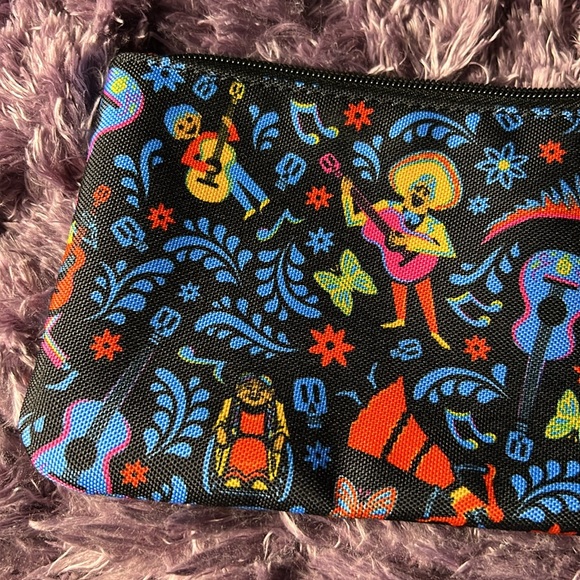Coco loungefly pouch - Picture 2 of 8